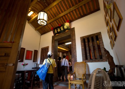 1337505626-2398571197