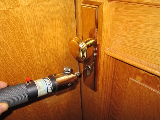 Reliable Locksmith Berlin Your Key to Safety and Security